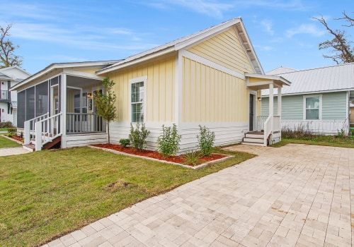 Buying a Foreclosed Home in Panama City, Florida: What You Need to Know